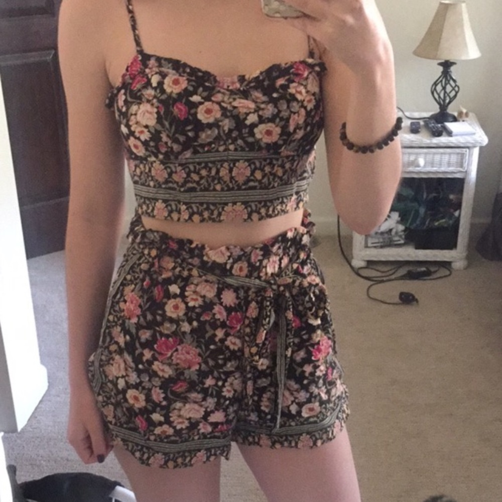 AEO Two Piece Floral Tank and Shorts Set
